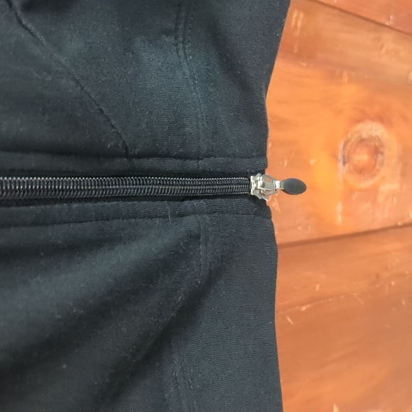 JOCKEY* long sleeve zip front peter pan arm pocket stretchy fabric black jacket - Picture 6 of 9